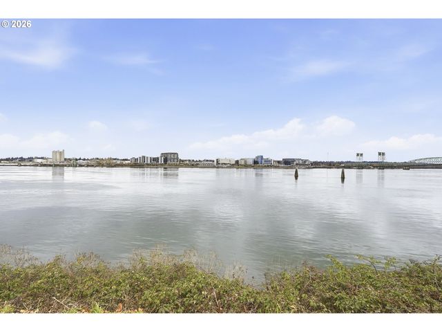 1503 N HAYDEN ISLAND Dr 232, Portland, OR 97217