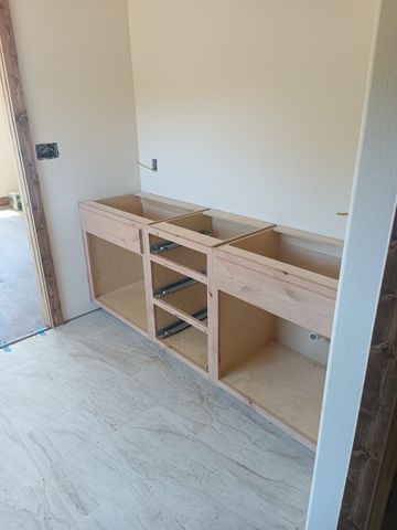 105 Harbour Town Drive, Graford, TX 76449