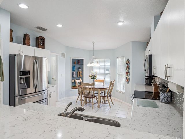 20700 QUEEN ALEXANDRA DRIVE, Leesburg, FL 34748