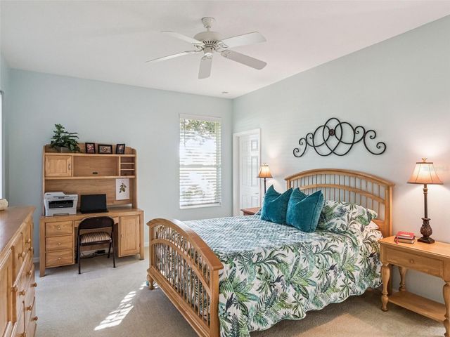 20700 QUEEN ALEXANDRA DRIVE, Leesburg, FL 34748
