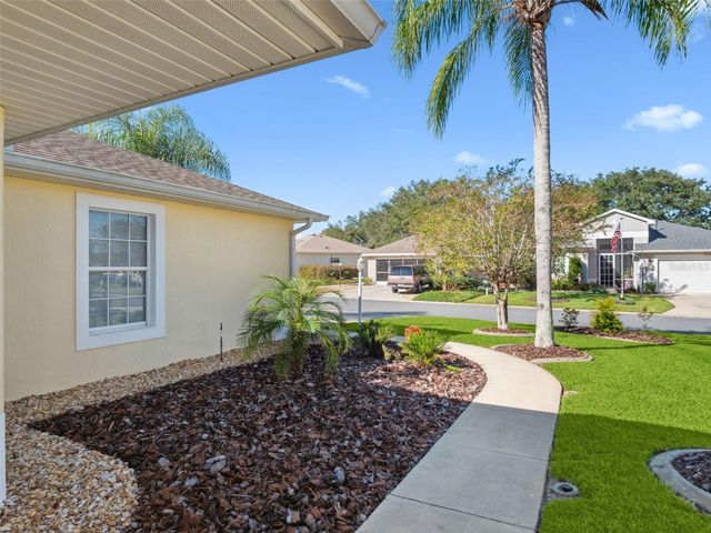 20700 QUEEN ALEXANDRA DRIVE, Leesburg, FL 34748