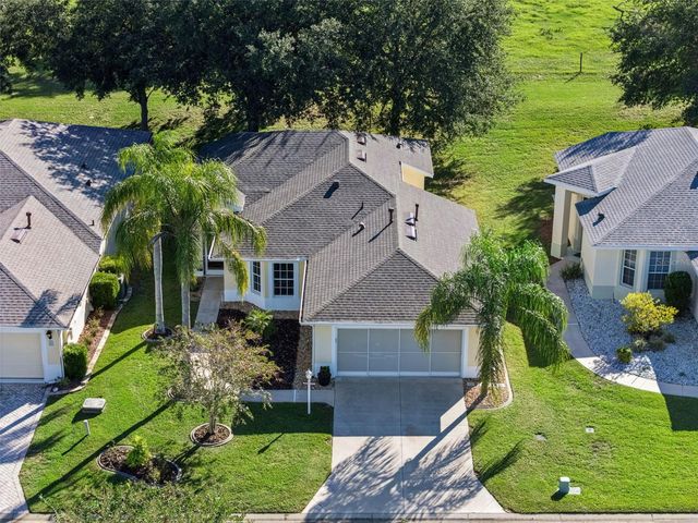 20700 QUEEN ALEXANDRA DRIVE, Leesburg, FL 34748