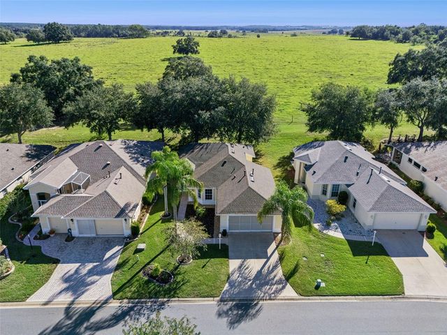 20700 QUEEN ALEXANDRA DRIVE, Leesburg, FL 34748