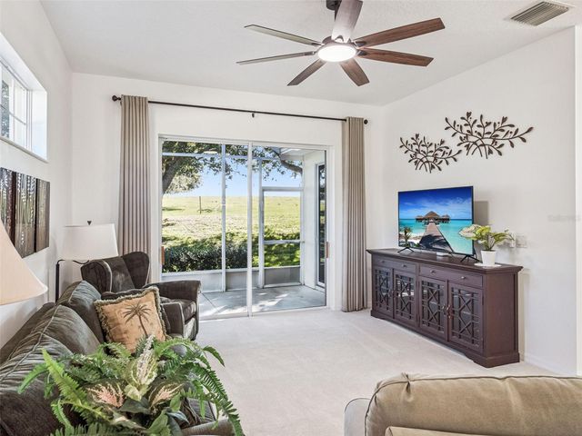 20700 QUEEN ALEXANDRA DRIVE, Leesburg, FL 34748