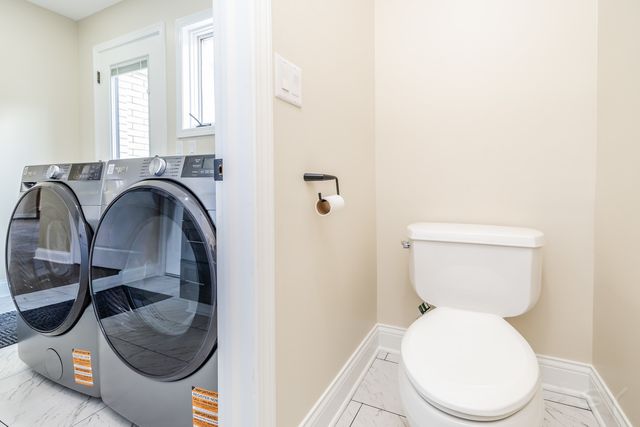 704 N Rose Farm Road, Woodstock, IL 60098