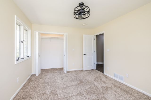 704 N Rose Farm Road, Woodstock, IL 60098