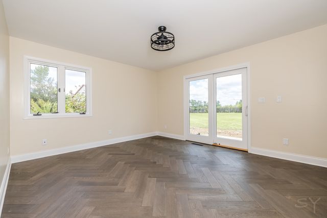 704 N Rose Farm Road, Woodstock, IL 60098