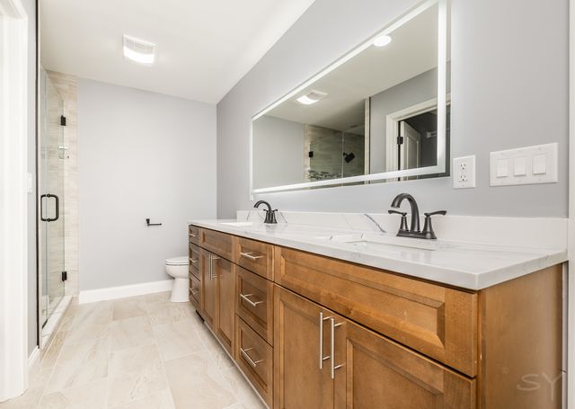 704 N Rose Farm Road, Woodstock, IL 60098