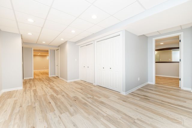 704 N Rose Farm Road, Woodstock, IL 60098