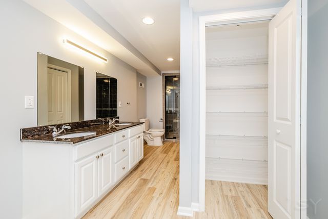 704 N Rose Farm Road, Woodstock, IL 60098