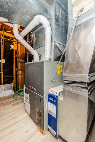 704 N Rose Farm Road, Woodstock, IL 60098