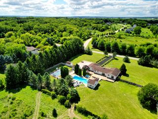 704 N Rose Farm Road, Woodstock, IL 60098