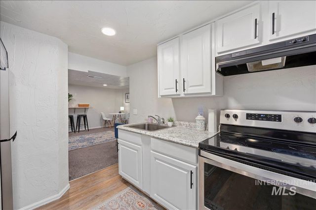 1726 Borah Ave, Twin Falls, ID 83301