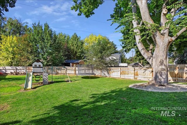 1726 Borah Ave, Twin Falls, ID 83301