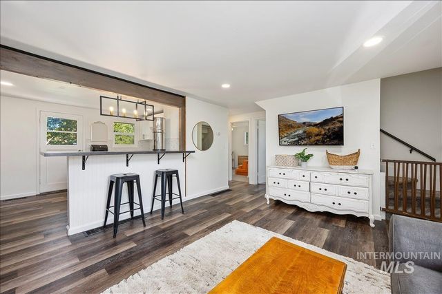 1726 Borah Ave, Twin Falls, ID 83301
