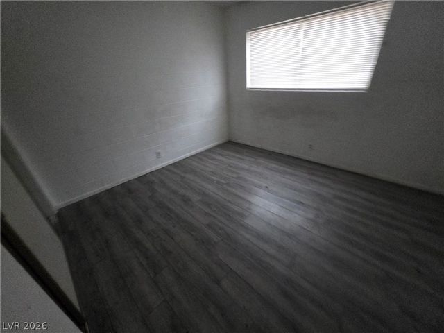 595 South Royal Crest Circle 18, Las Vegas, NV 89169