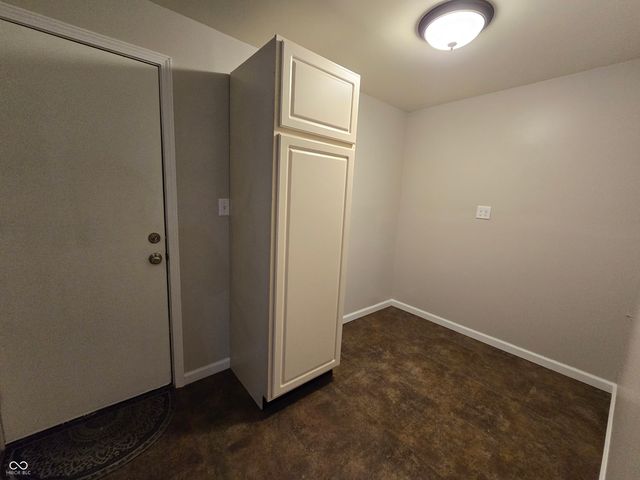 7620 Snowflake Drive, Indianapolis, IN 46227