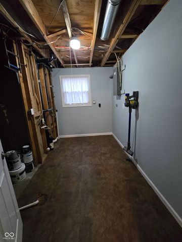 7620 Snowflake Drive, Indianapolis, IN 46227