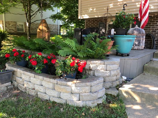 7620 Snowflake Drive, Indianapolis, IN 46227