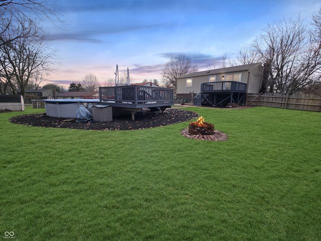 7620 Snowflake Drive, Indianapolis, IN 46227