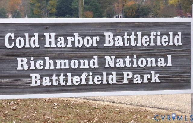 6341 Sledds Lake Rd, Mechanicsville, VA 23111