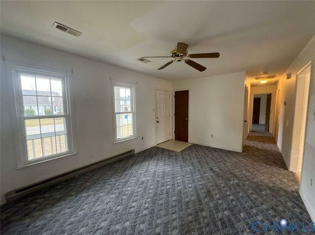 6341 Sledds Lake Rd, Mechanicsville, VA 23111