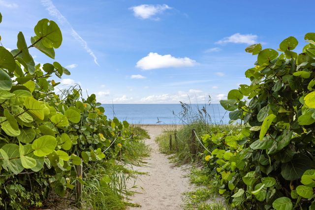 2773 S Ocean Boulevard 2050, Palm Beach, FL 33480