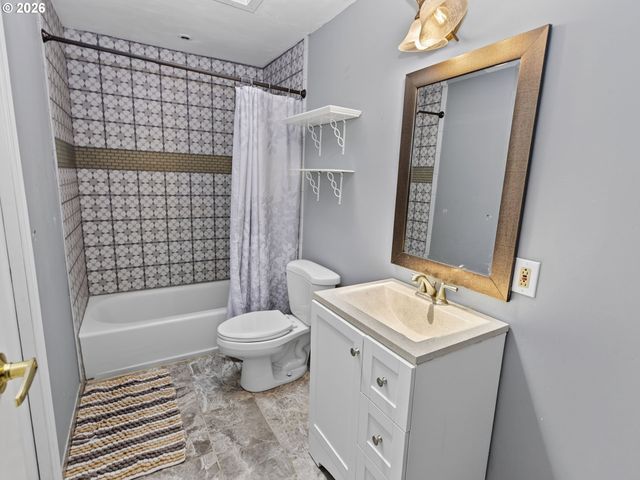 15013 Ne 7TH St, Vancouver, WA 98684