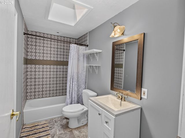 15013 Ne 7TH St, Vancouver, WA 98684
