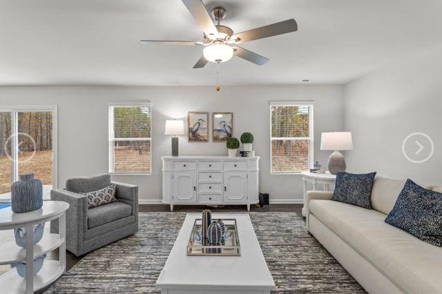 303 Idle Drive, Shelbyville, TN 37160