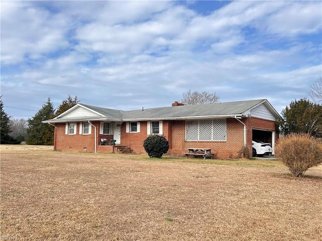 584 Gilpark RD, Dendron, VA 23839