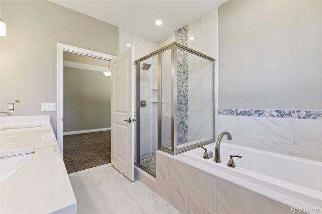 6429 Jamie Lane, Grand Blanc Charter Township, MI 48439