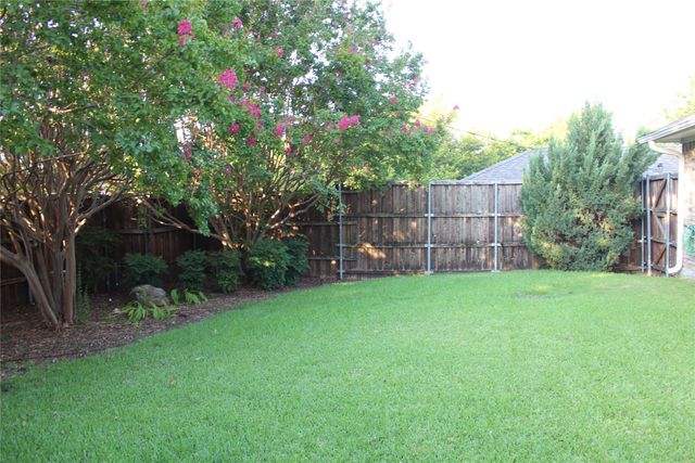 7010 Claybrook Drive, Dallas, TX 75231