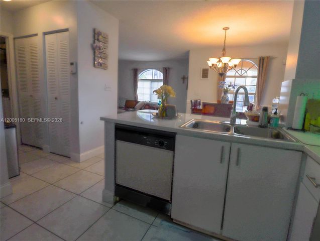 3825 SW 153rd Ct, Miami, FL 33185