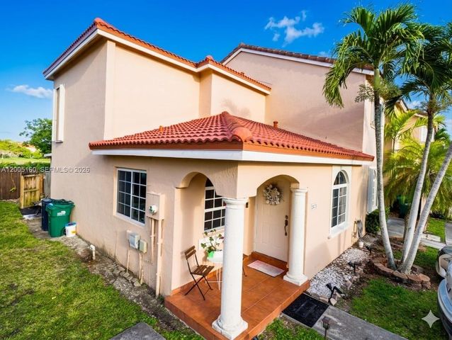 3825 SW 153rd Ct, Miami, FL 33185