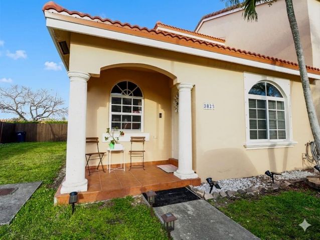 3825 SW 153rd Ct, Miami, FL 33185