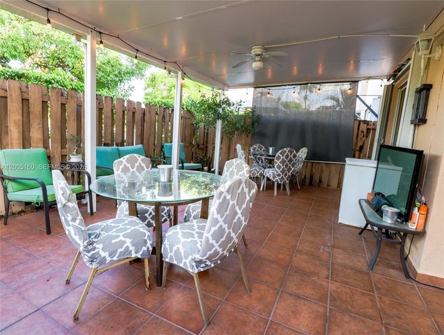 3825 SW 153rd Ct, Miami, FL 33185