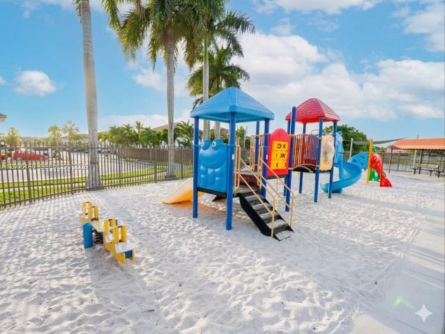 3825 SW 153rd Ct, Miami, FL 33185