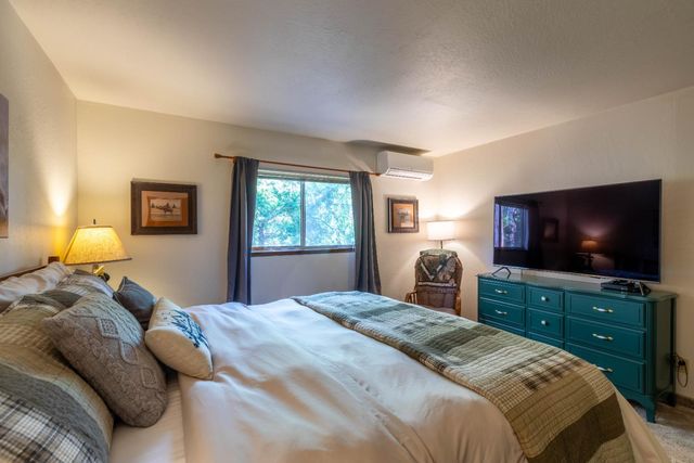 2375 Fairway Dr, Arnold, CA 95223