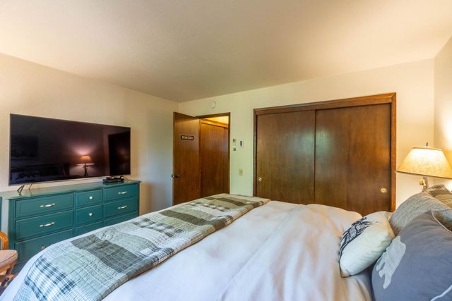 2375 Fairway Dr, Arnold, CA 95223