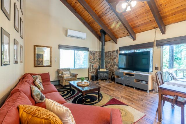 2375 Fairway Dr, Arnold, CA 95223