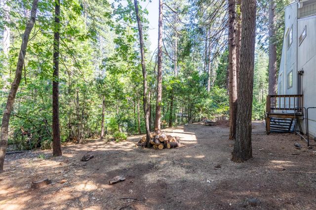 2375 Fairway Dr, Arnold, CA 95223