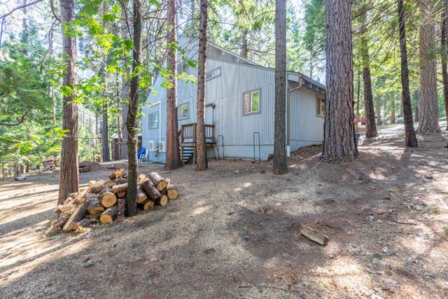 2375 Fairway Dr, Arnold, CA 95223