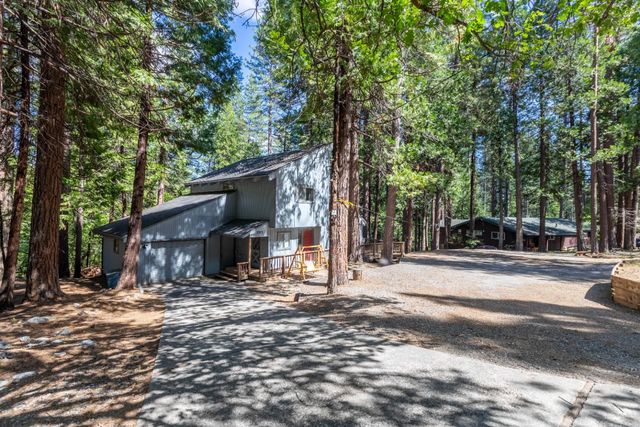 2375 Fairway Dr, Arnold, CA 95223