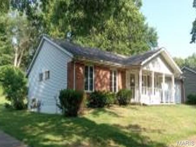 12719 Meadowdale Drive, St Louis, MO 63138