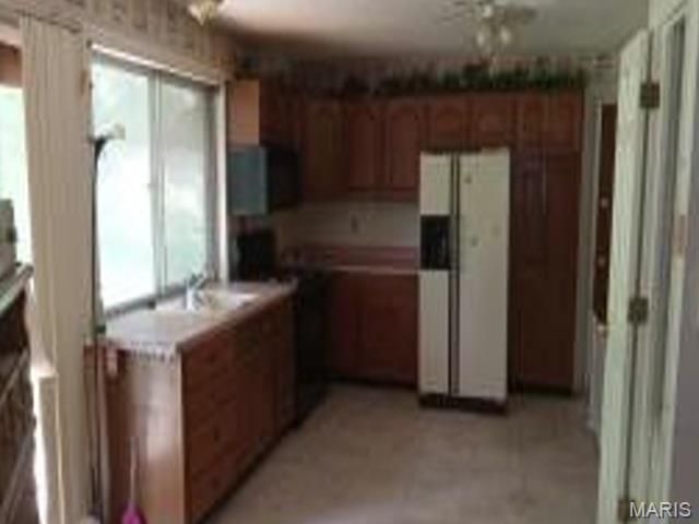 12719 Meadowdale Drive, St Louis, MO 63138