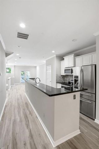 1297 Liberty Parkway, Atlanta, GA 30318