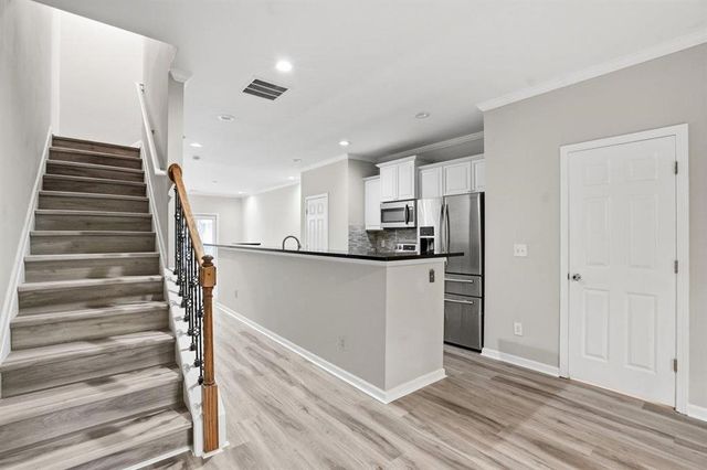1297 Liberty Parkway, Atlanta, GA 30318