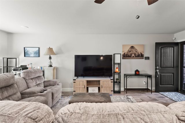 6810 Topaz Drive, Greenville, TX 75402