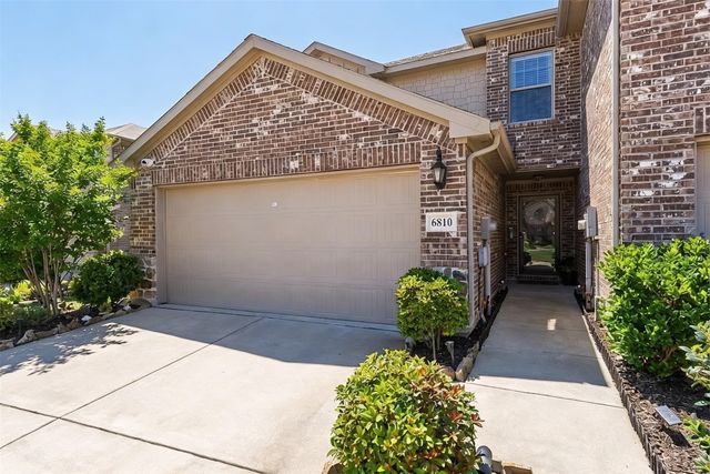 6810 Topaz Drive, Greenville, TX 75402